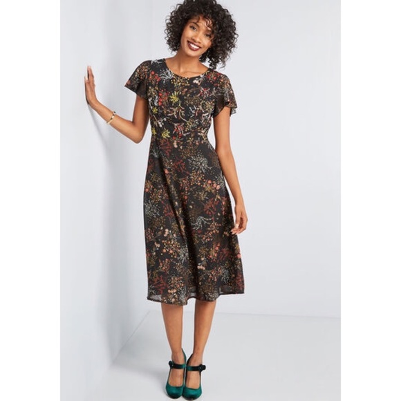 Modcloth Dresses & Skirts - NWOT ModCloth Embellished to Perfection Dress